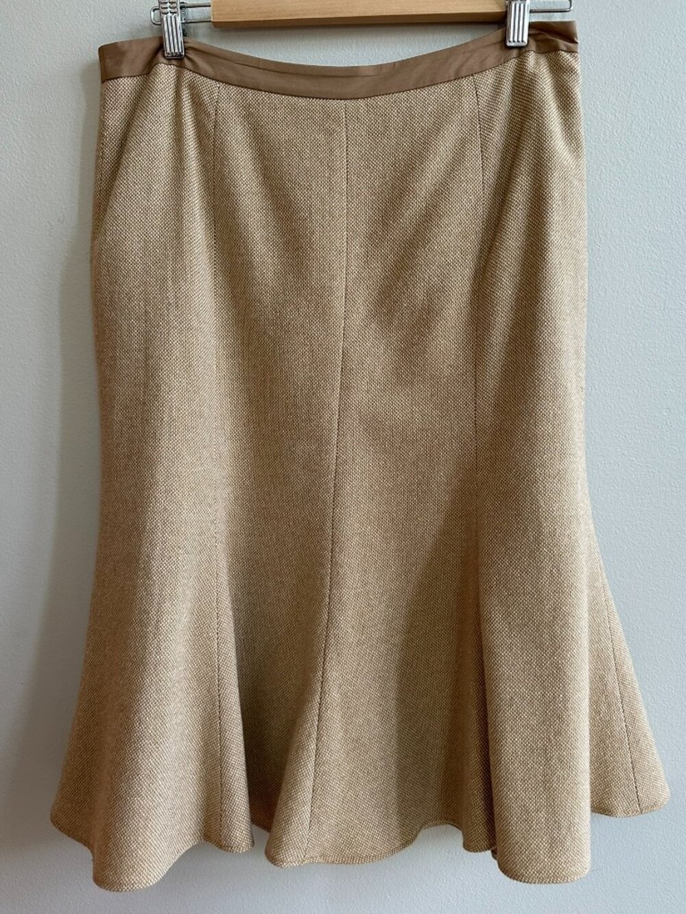 Vintage Banana Republic 90% Wool Tweed Flared A-Line Midi Skirt Camel Sz 8
